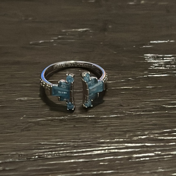 Aquamarine Ice Crystal Ring - Picture 3 of 4